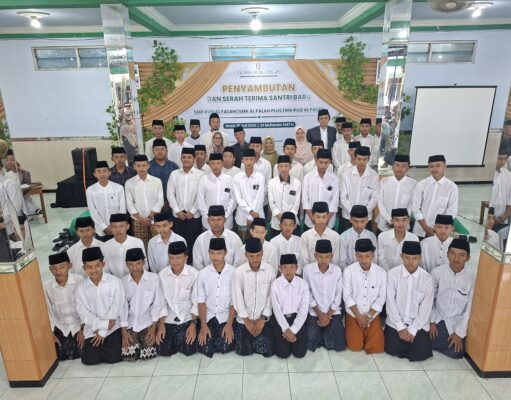 SMK Al Falah Salatiga Sambut Santri Baru 2025 Bersama MA RUQ dan SMP RUQ Al Falah Penyambutan Santri Baru